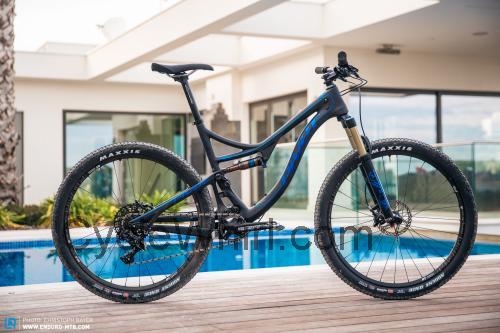 Pivot Mach 4 Carbon fiche technique et avis